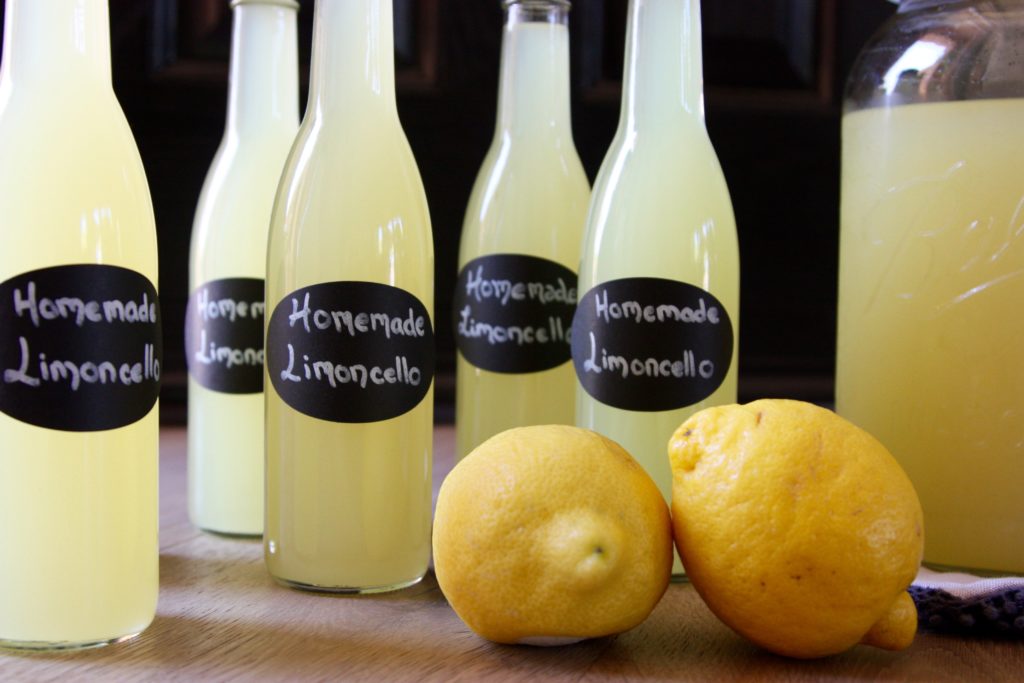 Homemade limoncello with grain alcohol - make limoncello at home!